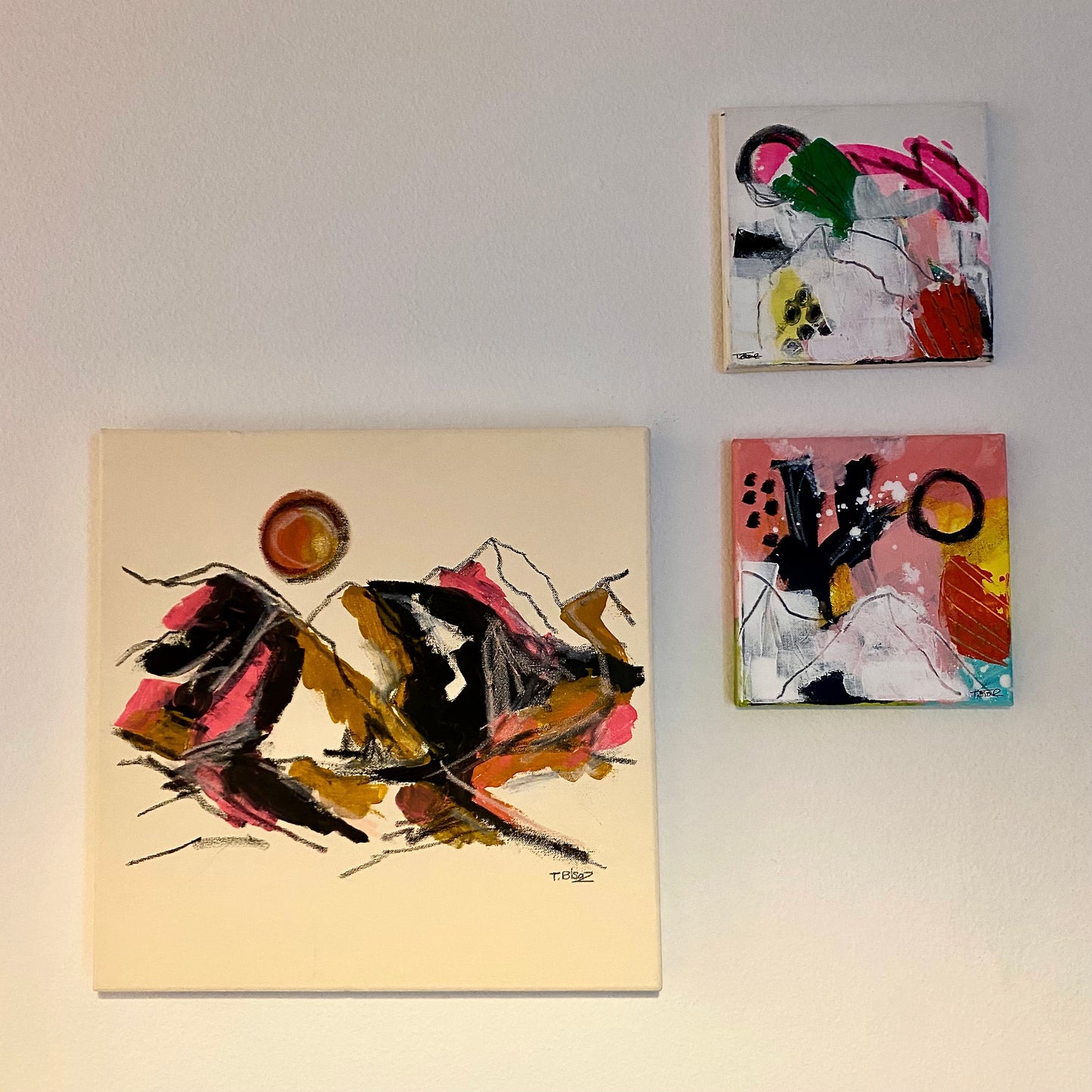 Original Abstract Mountains Painting, 40 x 40 cm - Tania Bisaz