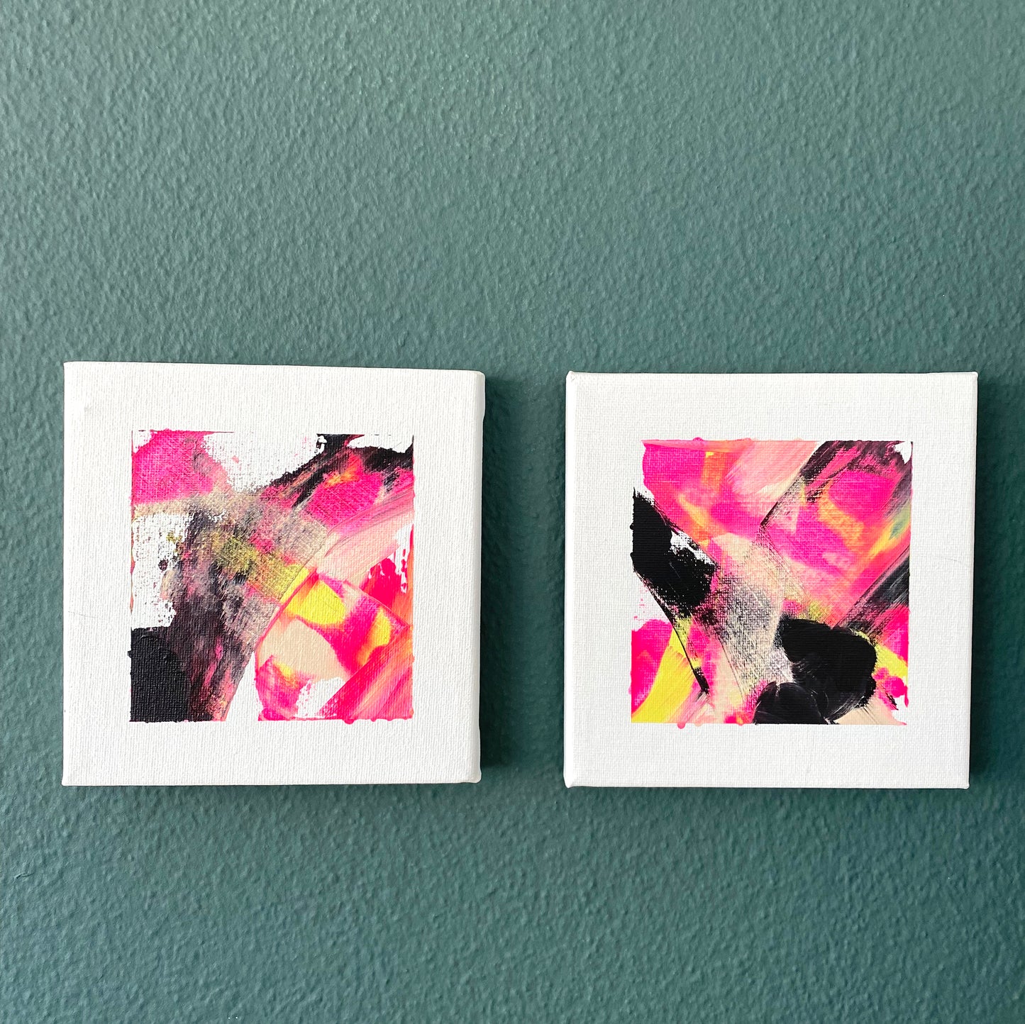 Set of 2 Original Abstract Paintings, 15 x 15 cm - Tania Bisaz